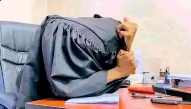 After telling my lawyer my Case....... My Lawyer;👇 | MirrorLog